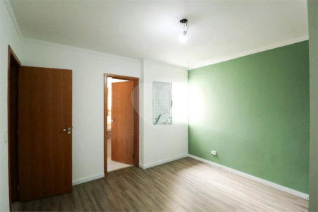 Sobrado à venda com 4 quartos, sendo 3 suítes, em Tucuruvi, São Paulo, SP