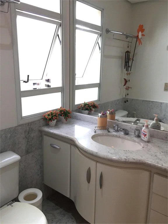Apartamento à venda com 4 suítes em Vila Suzana, São Paulo, SP