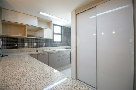 Apartamento à venda com 3 quartos, sendo 1 suíte, em Tijuca, Rio de Janeiro, RJ