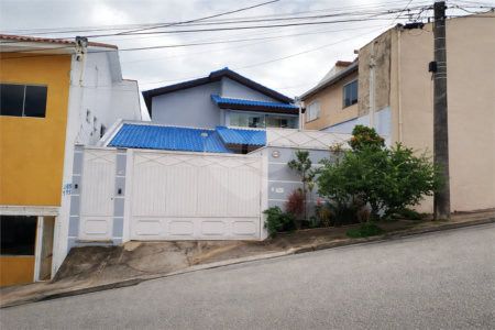 Casa à venda com 3 suítes em Jardim Vila São Domingos, Sorocaba, SP