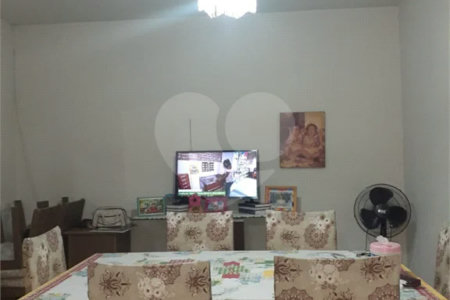 Sobrado à venda com 2 quartos em Água Fria, São Paulo, SP