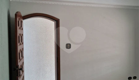 Sobrado à venda com 3 quartos, sendo 1 suíte,  em Cidade Nova I, Indaiatuba, SP