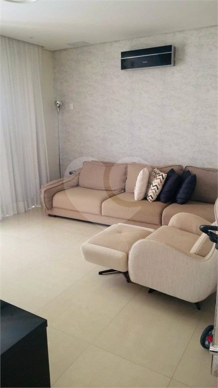 Casa à venda com 4 suítes no condomínio Residencial Villa dos Inglezes, Sorocaba - SP