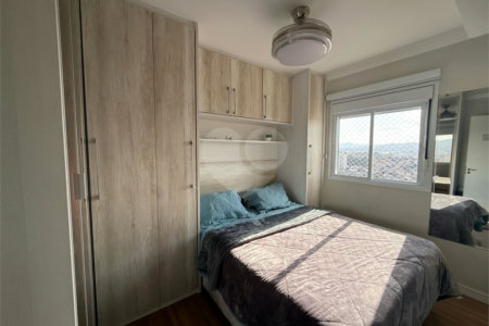 Apartamento à venda com 2 quartos, sendo 1 suíte, em Parque Vitória, São Paulo, SP