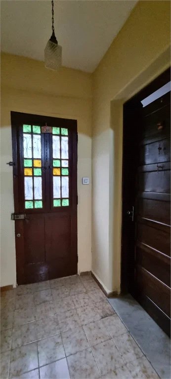 Sobrado à venda com 4 quartos, sendo 1 suíte, em Água Branca, São Paulo, SP