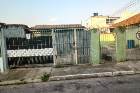 Terreno à venda com 2 quartos em Vila Paulo Silas, São Paulo, SP