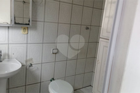 Casa à venda com 4 quartos, sendo 1 suíte, em Vila Arruda, Itapetininga, SP