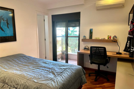 Apartamento à venda com 3 suítes em Jardim Vitória Régia, São Paulo, SP