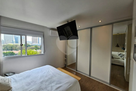 Apartamento à venda com 3 suítes em Chácara Santo Antônio, São Paulo, SP