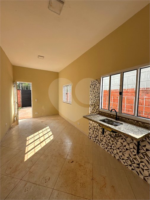 Casa à venda com 2 quartos em Residencial Solaris, Ponta Porã, MS