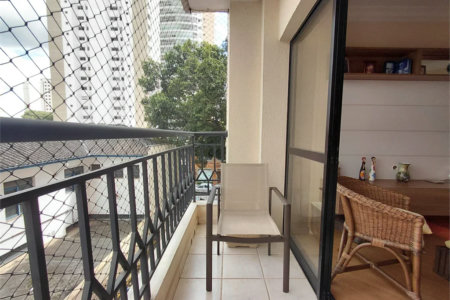 Apartamento à venda com 3 quartos, sendo 1 suíte,  em Vila Romana, São Paulo, SP