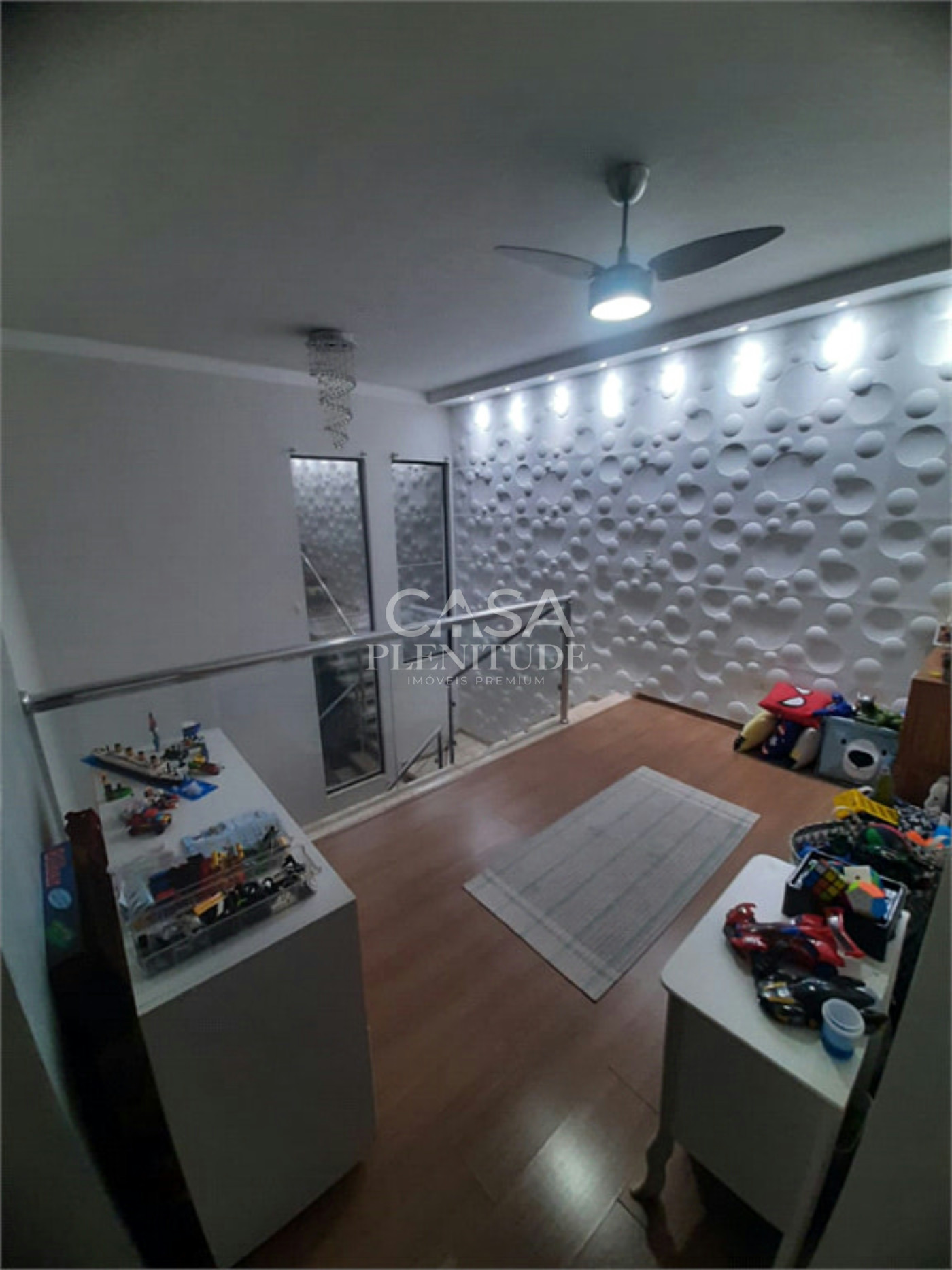 Casa em condomínio à venda com 3 quartos, sendo 1 suíte,  em Horto Florestal, Sorocaba, SP