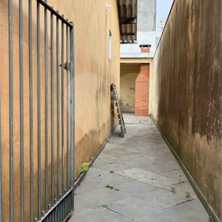 Casa Térrea à venda com 3 quartos em Jardim Dom José, São Paulo, SP