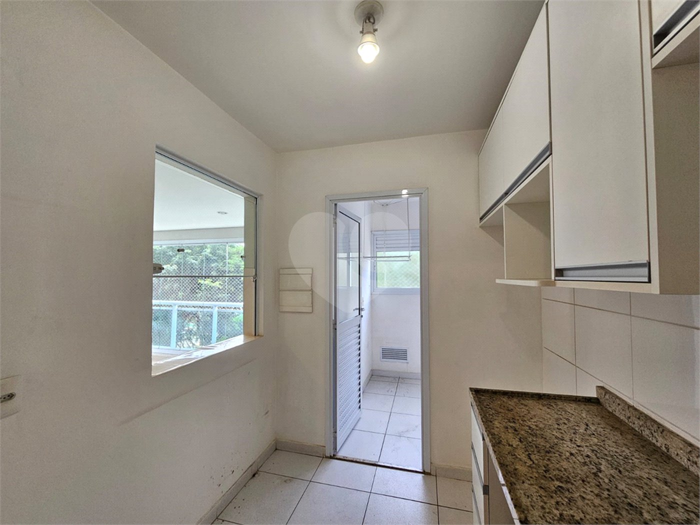 Apartamento à venda com 2 quartos, sendo 1 suíte, em Alto da Boa Vista, São Paulo, SP
