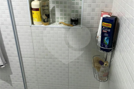 Casa à venda com 3 quartos, sendo 2 suítes, no condomínio Palmas, São Paulo - SP