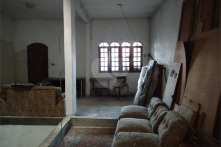 Sobrado à venda com 3 quartos em Vila Mazzei, São Paulo, SP
