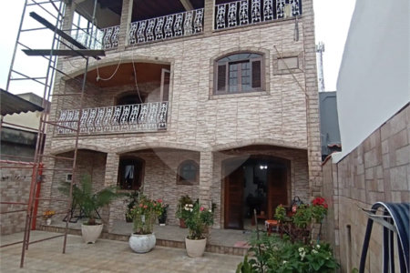 Casa à venda com 1 suíte em Santíssimo, Rio de Janeiro, RJ