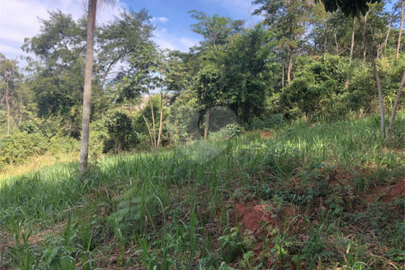 Terreno à venda no Centro, Bom Jesus dos Perdões, SP