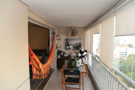 Apartamento à venda com 4 quartos, sendo 2 suítes,  em Lar São Paulo, São Paulo, SP