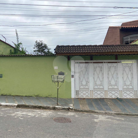 Casa à venda com 3 quartos, sendo 1 suíte,  em Jardim Fonte Áurea, Poá, SP