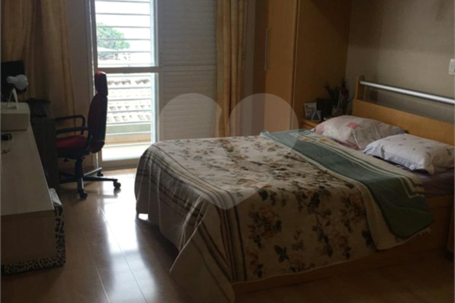 Sobrado à venda com 4 quartos, sendo 1 suíte, em Mandaqui, São Paulo, SP