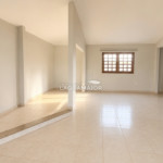 Casa para alugar com 3 quartos, sendo 2 suítes, em Jardim Alvorada, Três Lagoas, MS