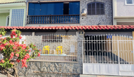 Casa à venda com 4 quartos, sendo 1 suíte,  em Campo Grande, Rio de Janeiro, RJ