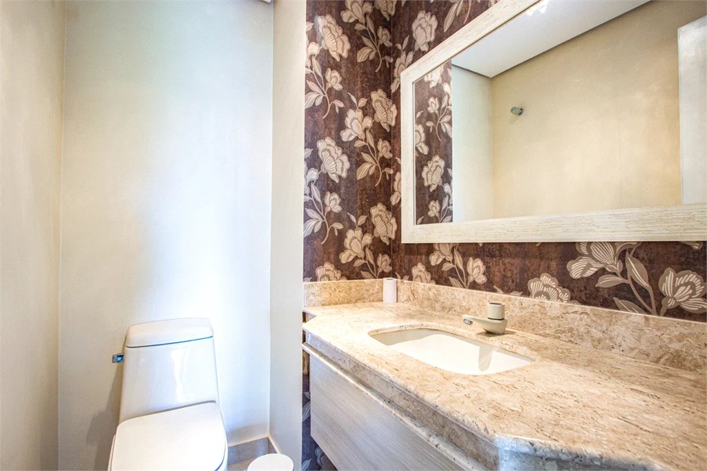 Apartamento à venda com 4 quartos, sendo 3 suítes,  em Cidade Monções, São Paulo, SP