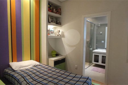 Casa à venda com 3 quartos no condomínio Granja Deolinda, Sorocaba - SP