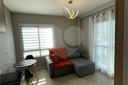 Apartamento à venda ou para alugar com 1 quarto em Indianópolis, São Paulo, SP