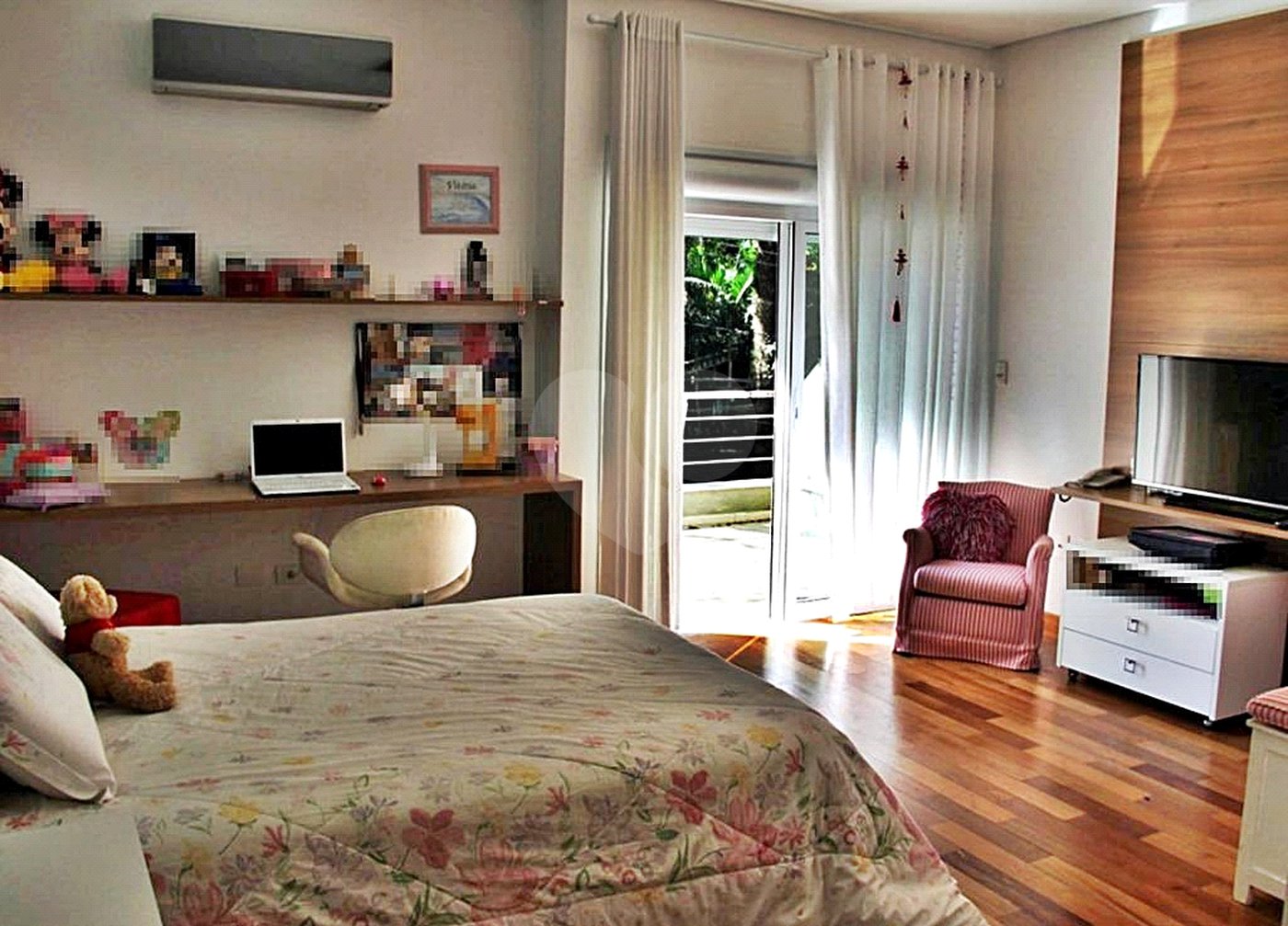 Casa à venda com 4 suítes em Tremembé, São Paulo, SP