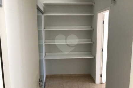 Sobrado à venda com 3 quartos, sendo 1 suíte,  em Jardim Chapadão, Campinas, SP
