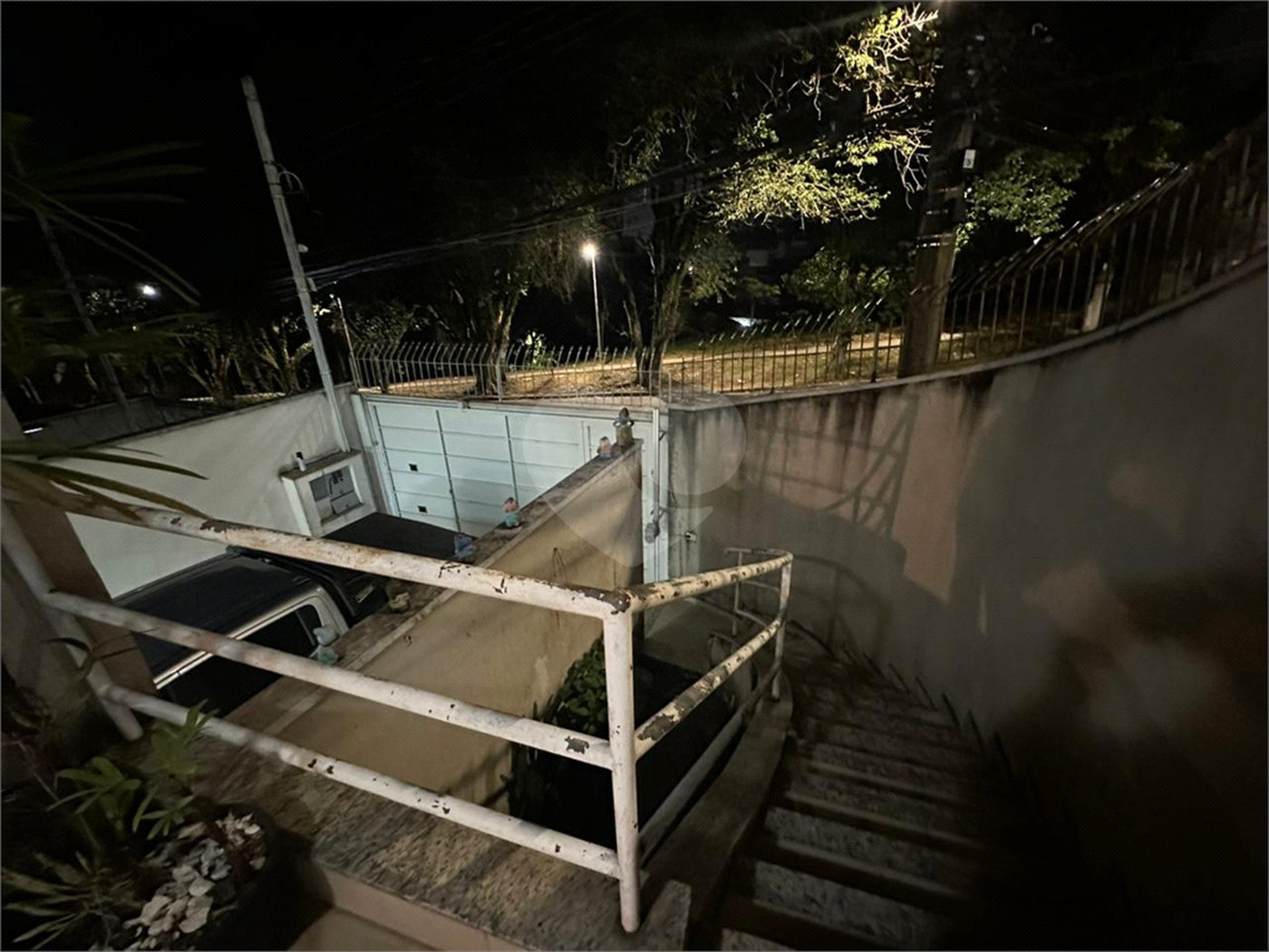 Casa à venda ou para alugar com 3 quartos, sendo 1 suíte,  em Jardim Vivan, São Paulo, SP