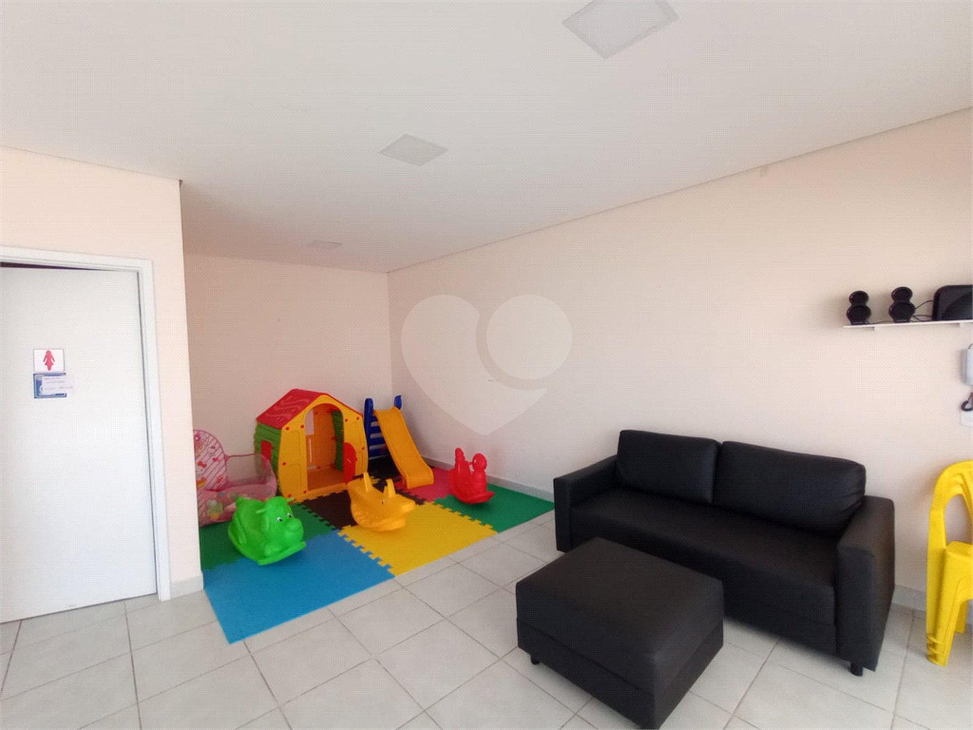 Apartamento à venda com 2 quartos em Vila Asem, Itapetininga, SP
