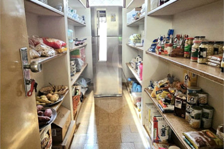 Sobrado à venda com 3 quartos, sendo 1 suíte, em Jardim Sumaré, Ribeirão Preto, SP