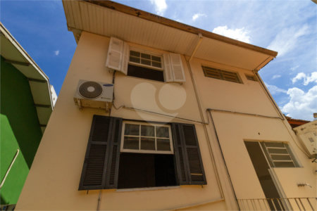Sobrado à venda com 3 quartos, sendo 1 suíte, em Vila Olímpia, São Paulo, SP