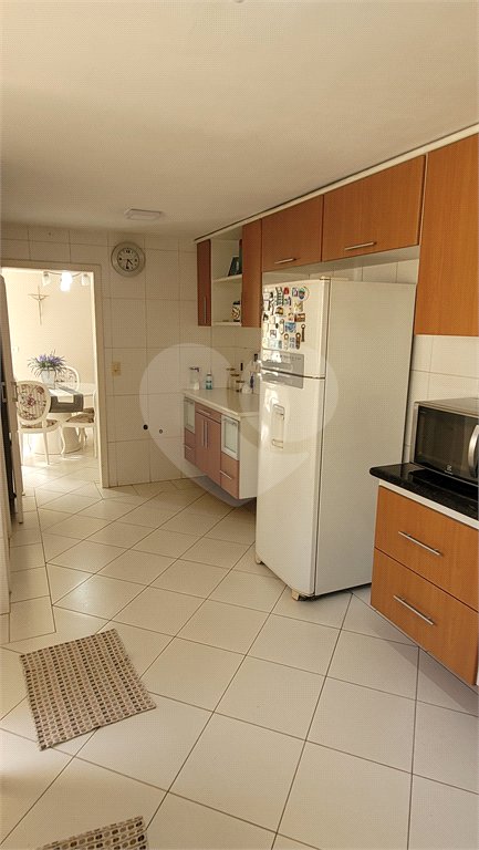 Sobrado à venda com 4 quartos, sendo 3 suítes, em Brooklin Paulista, São Paulo, SP