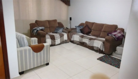 Casa à venda com 3 quartos, sendo 1 suíte,  em Mogi Moderno, Mogi das Cruzes, SP