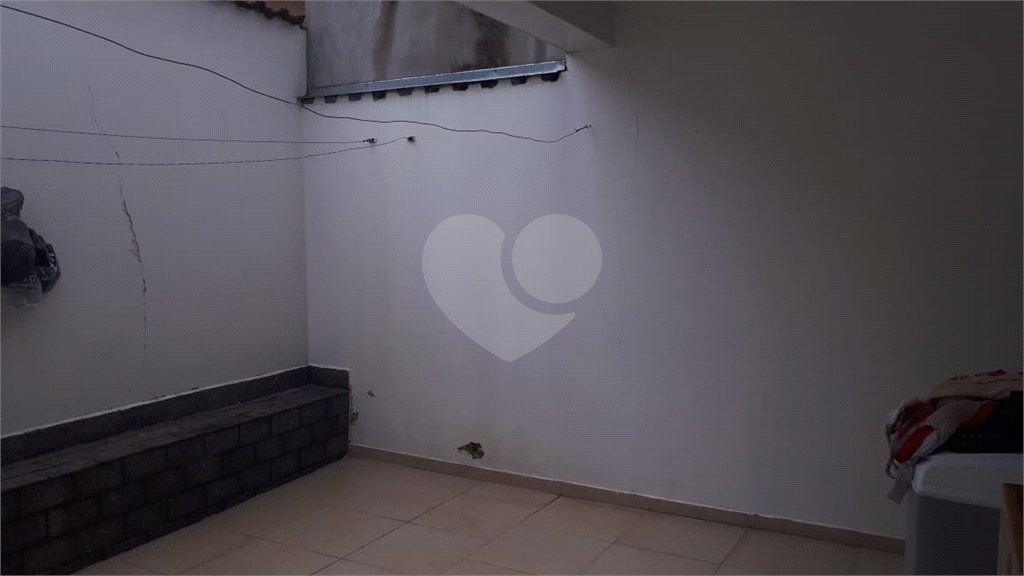 Sobrado à venda com 3 quartos, sendo 1 suíte,  em Vila Caputera, Mogi das Cruzes, SP