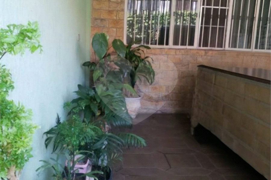Sobrado à venda com 3 quartos, sendo 1 suíte, em Tremembé, São Paulo, SP