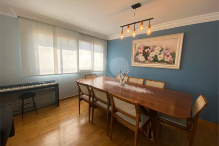 Apartamento à venda com 4 quartos, sendo 2 suítes, em Vila Hamburguesa, São Paulo, SP