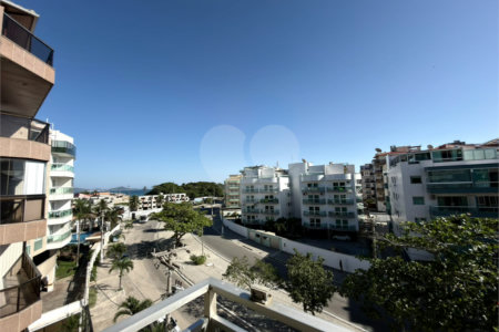 Cobertura à venda com 3 quartos, sendo 1 suíte, em Passagem, Cabo Frio, RJ