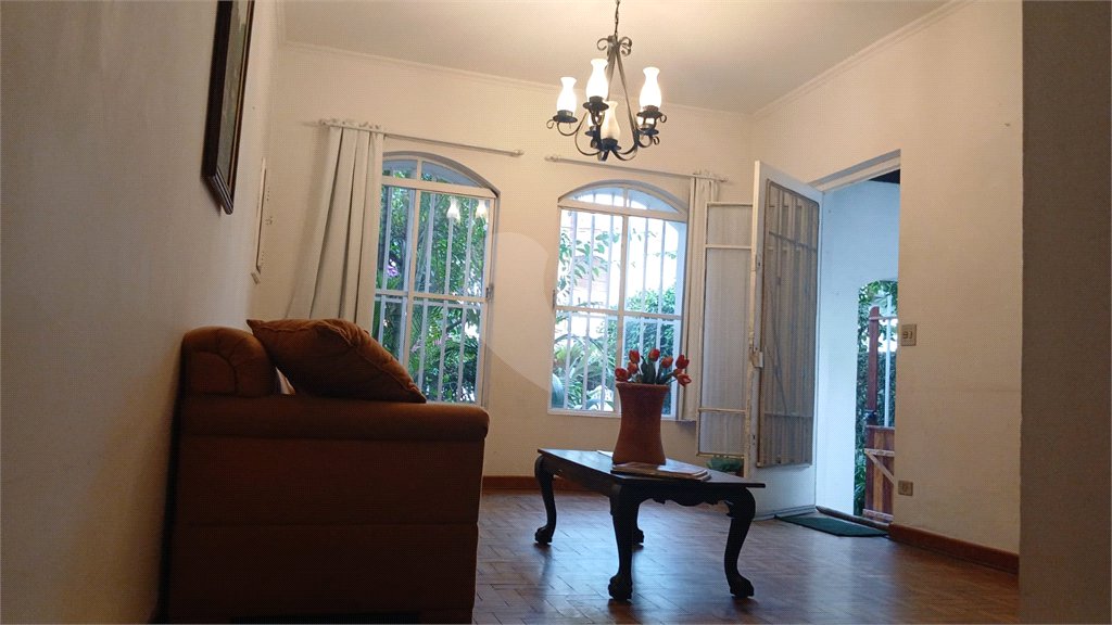 Casa à venda com 3 quartos, sendo 1 suíte, em Brooklin, São Paulo, SP