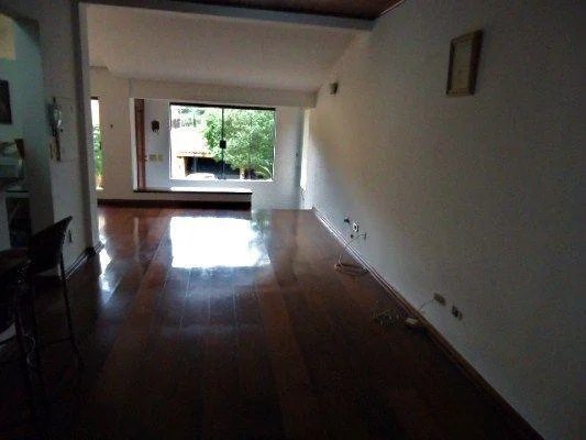 Sobrado à venda ou para alugar com 2 suítes em Paraisópolis, São Paulo, SP