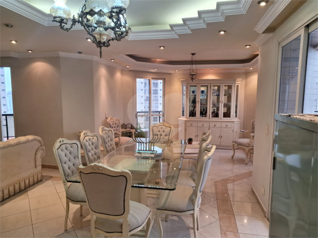 Apartamento à venda com 3 suítes em Santana, São Paulo, SP