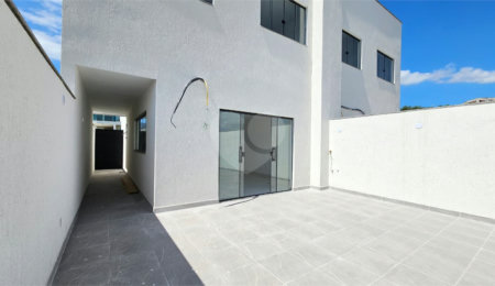 Casa à venda com 3 suítes no condomínio Residencial Green Ville, Rio de Janeiro - RJ