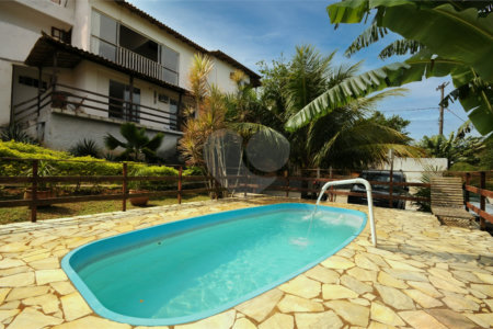 Hotel à venda com 12 quartos, sendo 13 suítes,  em Alto de Búzios, Armação dos Búzios, RJ