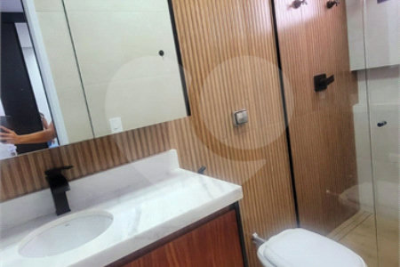 Casa à venda com 4 suítes no condomínio Sta Morriz, Campinas - SP