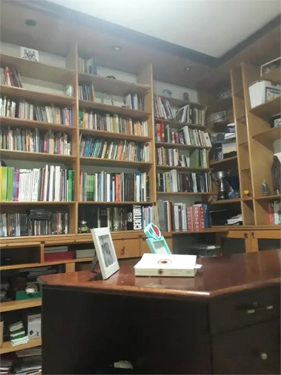 Sobrado à venda com 3 quartos, sendo 1 suíte, em Jardim das Vertentes, São Paulo, SP