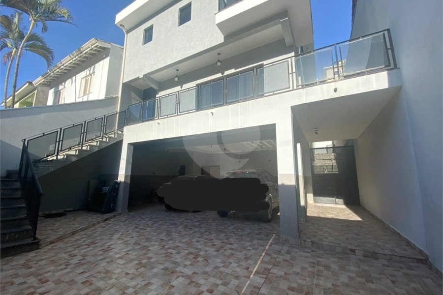Sobrado à venda com 3 quartos, sendo 1 suíte, em Tremembé, São Paulo, SP